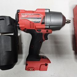 Milwaukee 2767-20 M18 FUEL High Torque 1/2" Impact Wrench with Friction Ring