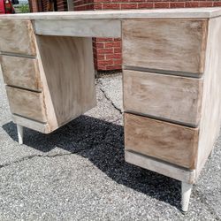Vintage Modern Scandinavian-Style Vanity Dresser - Solid wood!

