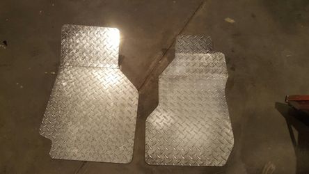 Diamond Plate 2 pc Front Floor Mat Set aluminum
