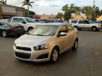 Chevrolet sonic 2014