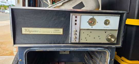 Vintage oven console