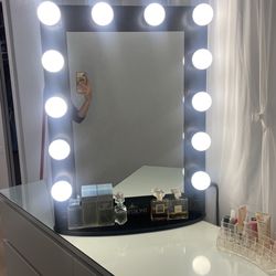 Black Makeup Mirror