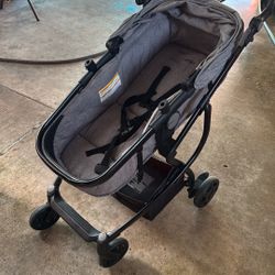 Baby stroller 