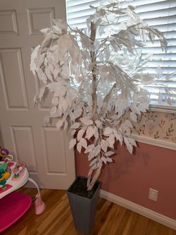 Artificial white Tree