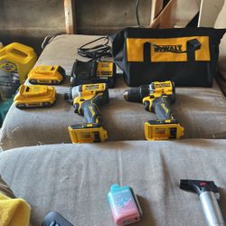 DeWalt 20 Volt Brushless Impact And Drill Combo 