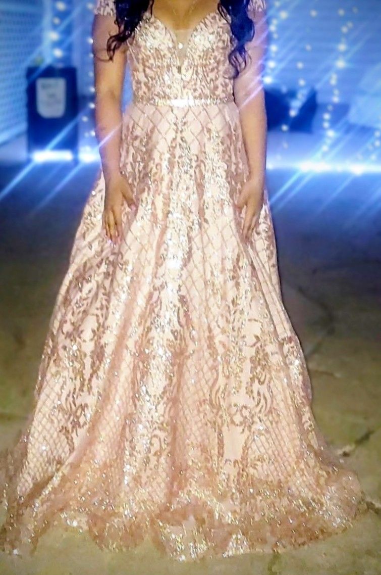 Beautiful GOWN And Sweet Sixteen Decorations