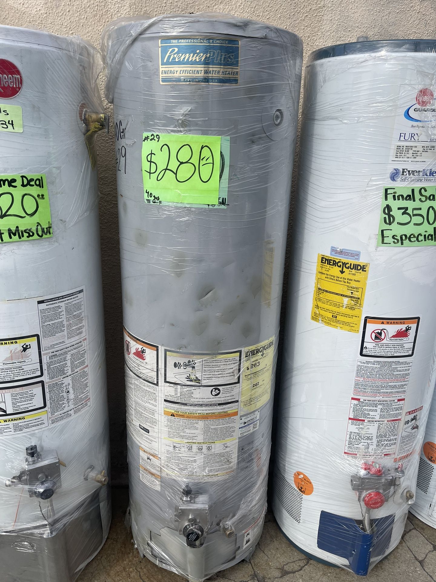 Used w/warranty WATER HEATERS Variety