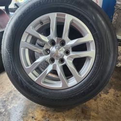 Set De Rines Ysados Chevy Silverado 18"  CON  Gomas. 