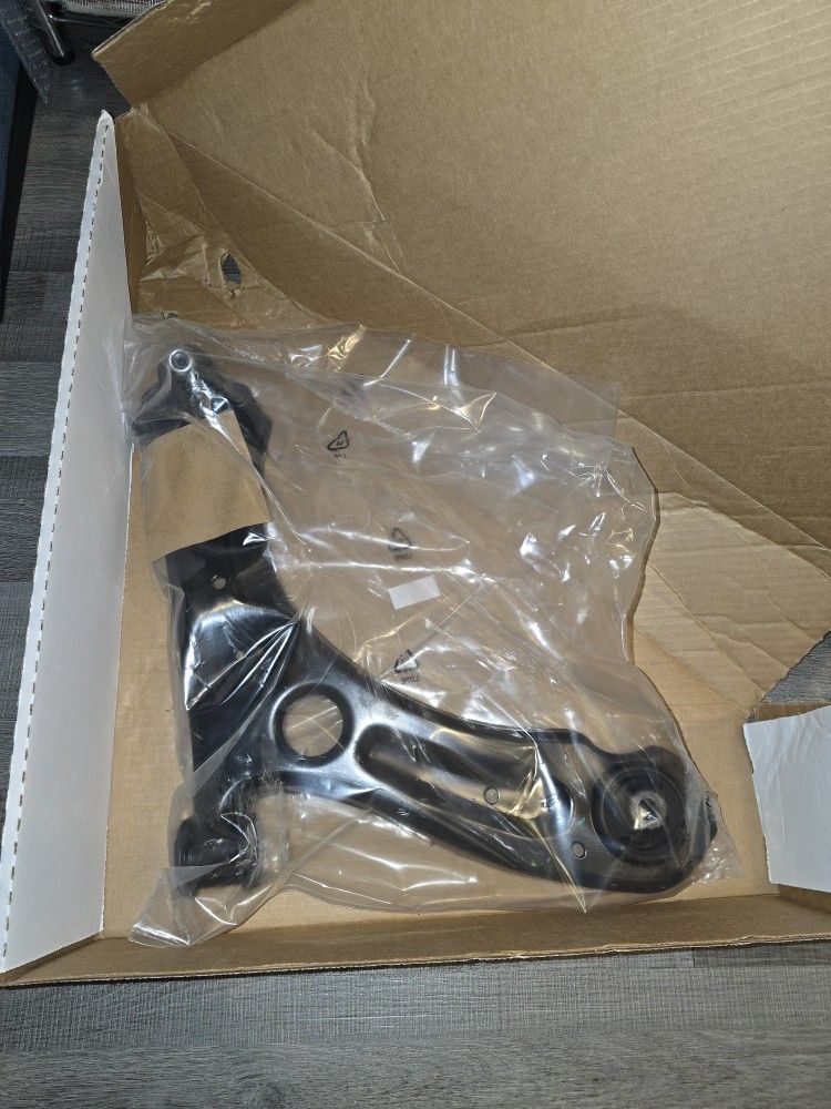 MOOG RK621950 Control Arm