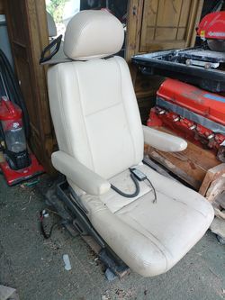 Bruno turny orbit handicapped chair lift