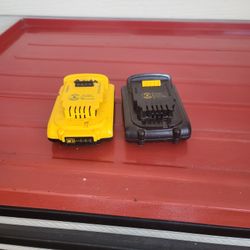2 Dewalt Bayteries 