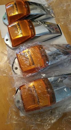 Truck cab lights
