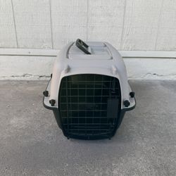 Small Kennel 