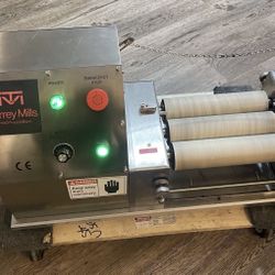 Torrey Mills Three Roll Mill TM65B   (2.5”x10” Roller Diameter Length) 110V