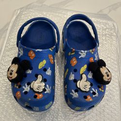 Crocs Size 13 Kids Mickey Mouse