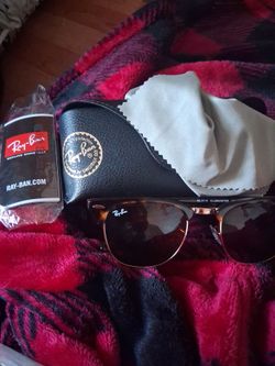 Ray-Ban Clubmaster Fleck sunglasses