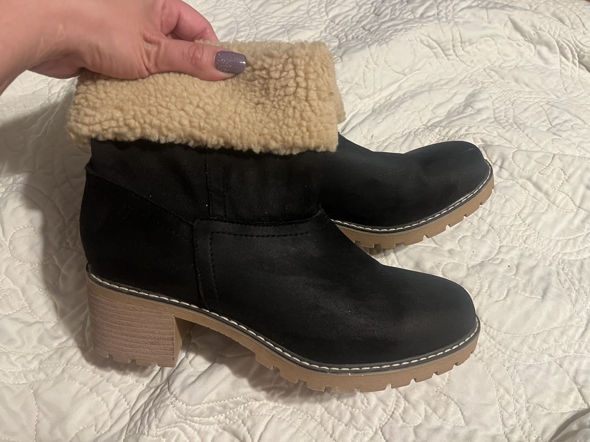 Maurices Women's Size 10 Black Boot