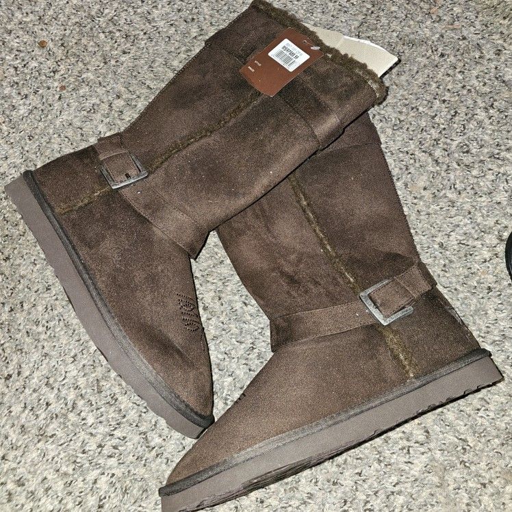 BRAND NEW WITH TAGS MONTANA FUR LINED BOOTS SIZE 9