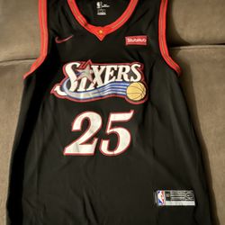 Men’s Sixers Shirt