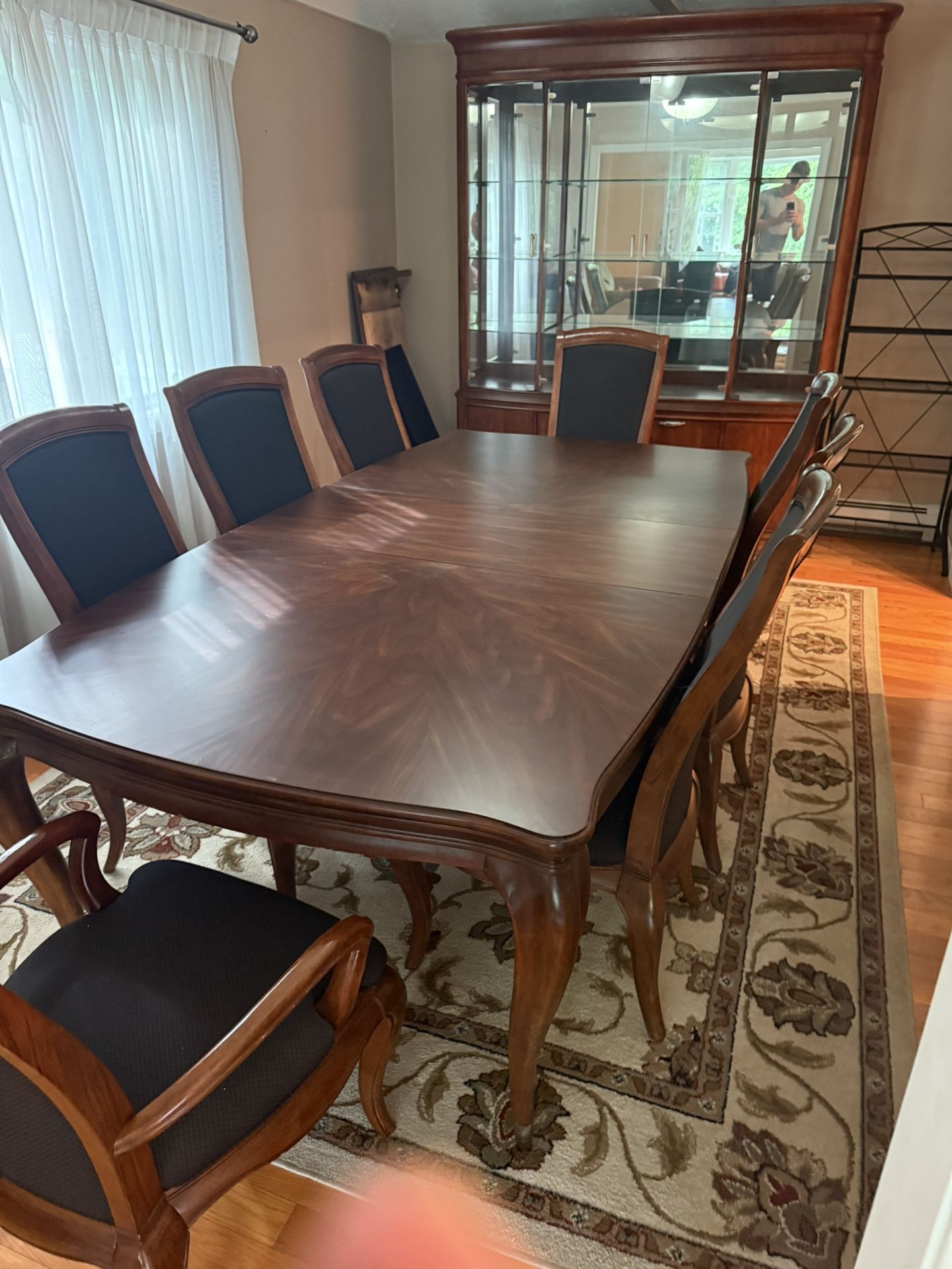 Beautiful 8 Person Table And A Hutch.