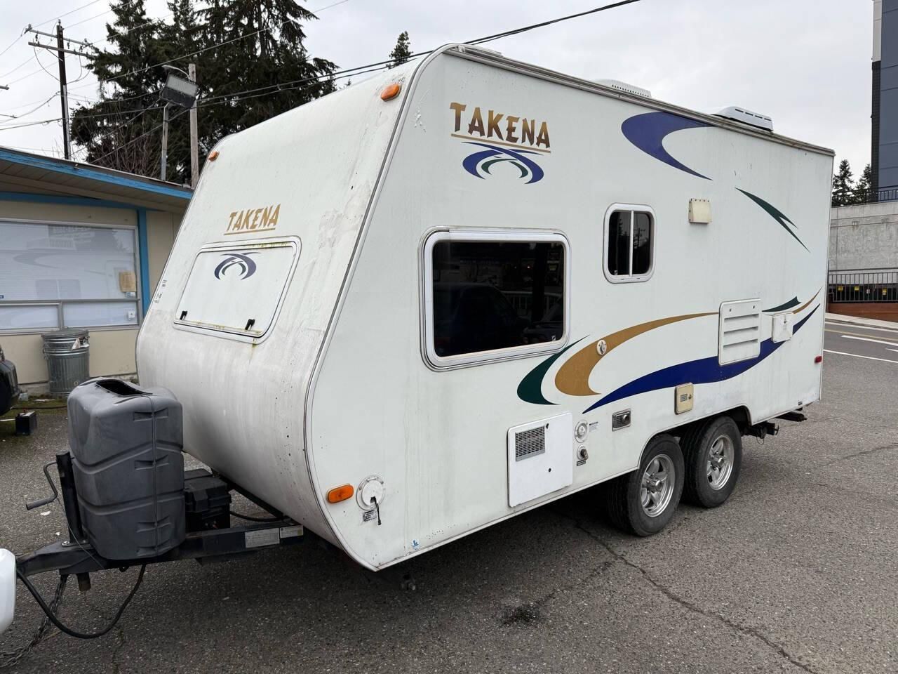 2007 Chalet Takena