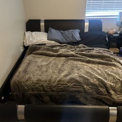 King Size Bed + Metal Box Spring + Mattress 
