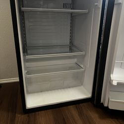 Diferentes precios refrigerador pequeño, silla para bebé licuadora ninja con dos vasos y cafetera nueva