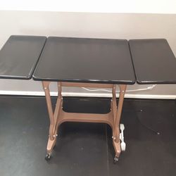 Adjustable Rolling Student Metal Desk / Foldable Table ( Mesa / Escritorio )