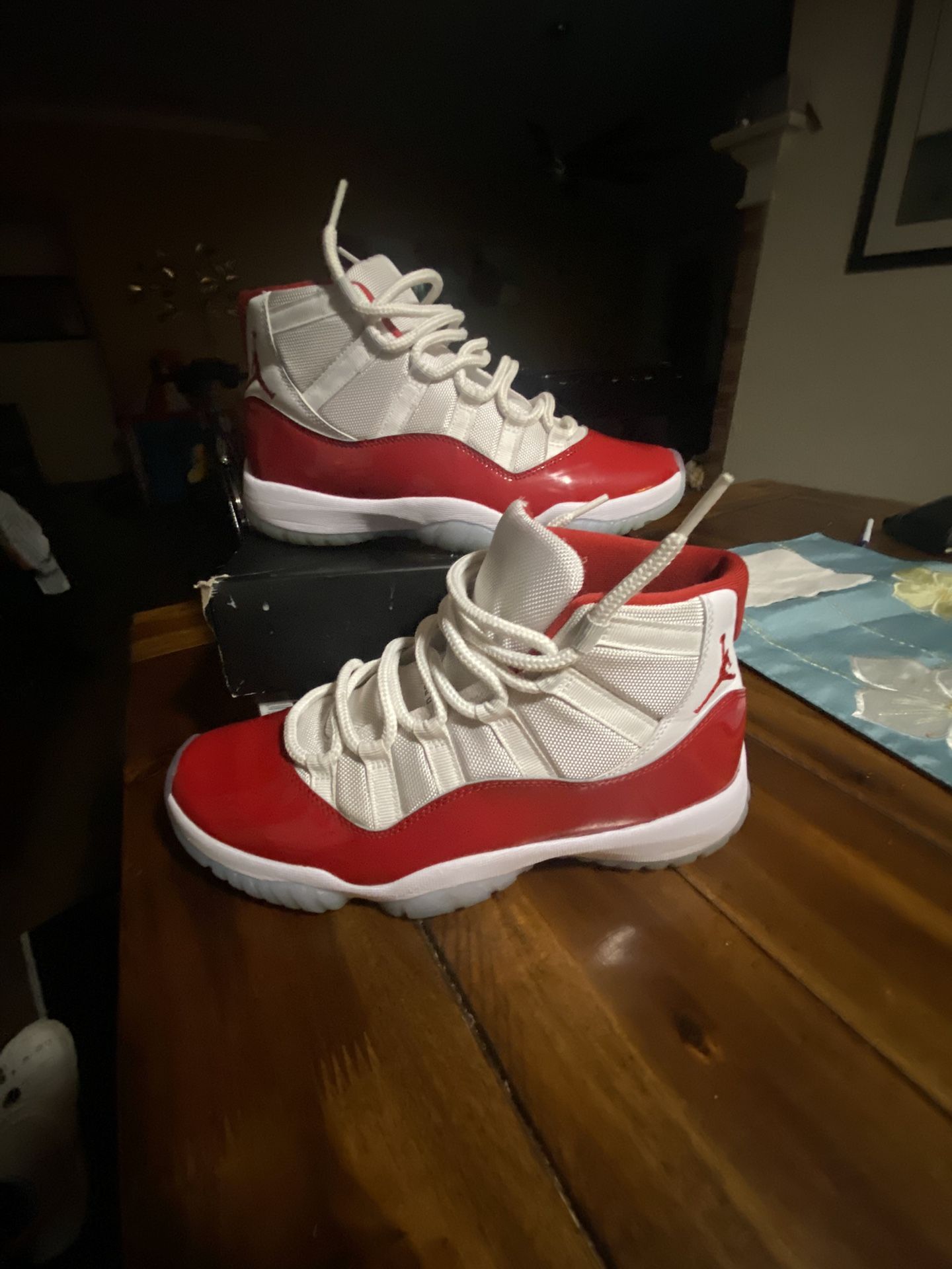 Jordan 11 Cherry Size 9 for Sale in Grand Prairie, TX OfferUp