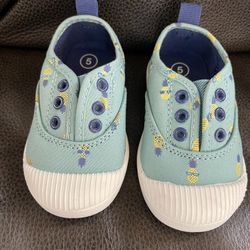 Cat and Jack Shoes Size 5 toddler
