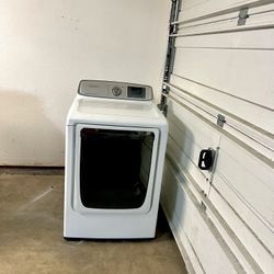 Electric Dryer Working Great Condition 