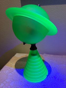 1939 worlds fair uranium Saturn lamp New York