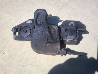 Mustang 5.0 hood body latch 79-93