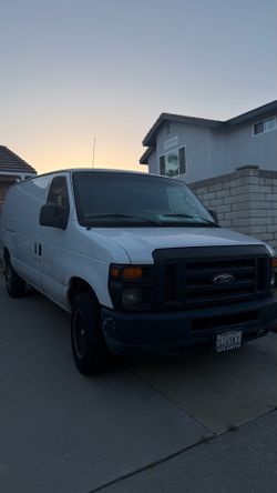 Ford E-250