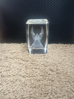 3D Crystal Laser Engraved Praying Angel Cube Paperweight Hologram