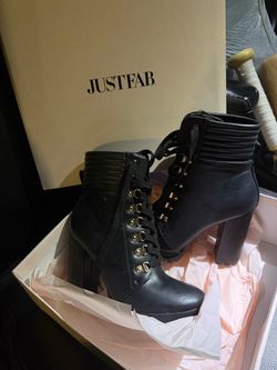 JustFab Black Lace-Up Heeled Ankle Boots