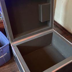 Hurry For The Low Stroke Lights Bar Long Light Dj Equipment Safe Traveling Protection Box With Wheels  Strong Everything Is A Package Deals Period .