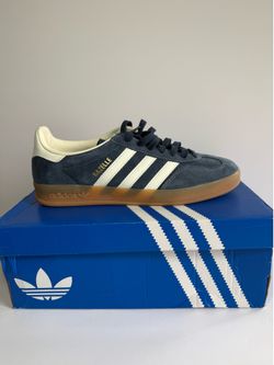 Adidas Gazelle Indoor Sneakers - Men’s 10.5 (fits women’s 11.5) - Navy Blue JQ8393  - New