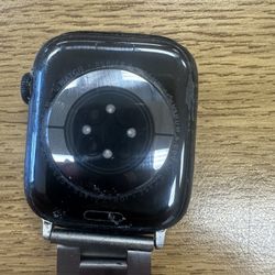 Apple Watch Series 8