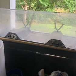 220 Gallon Acrylic Tank