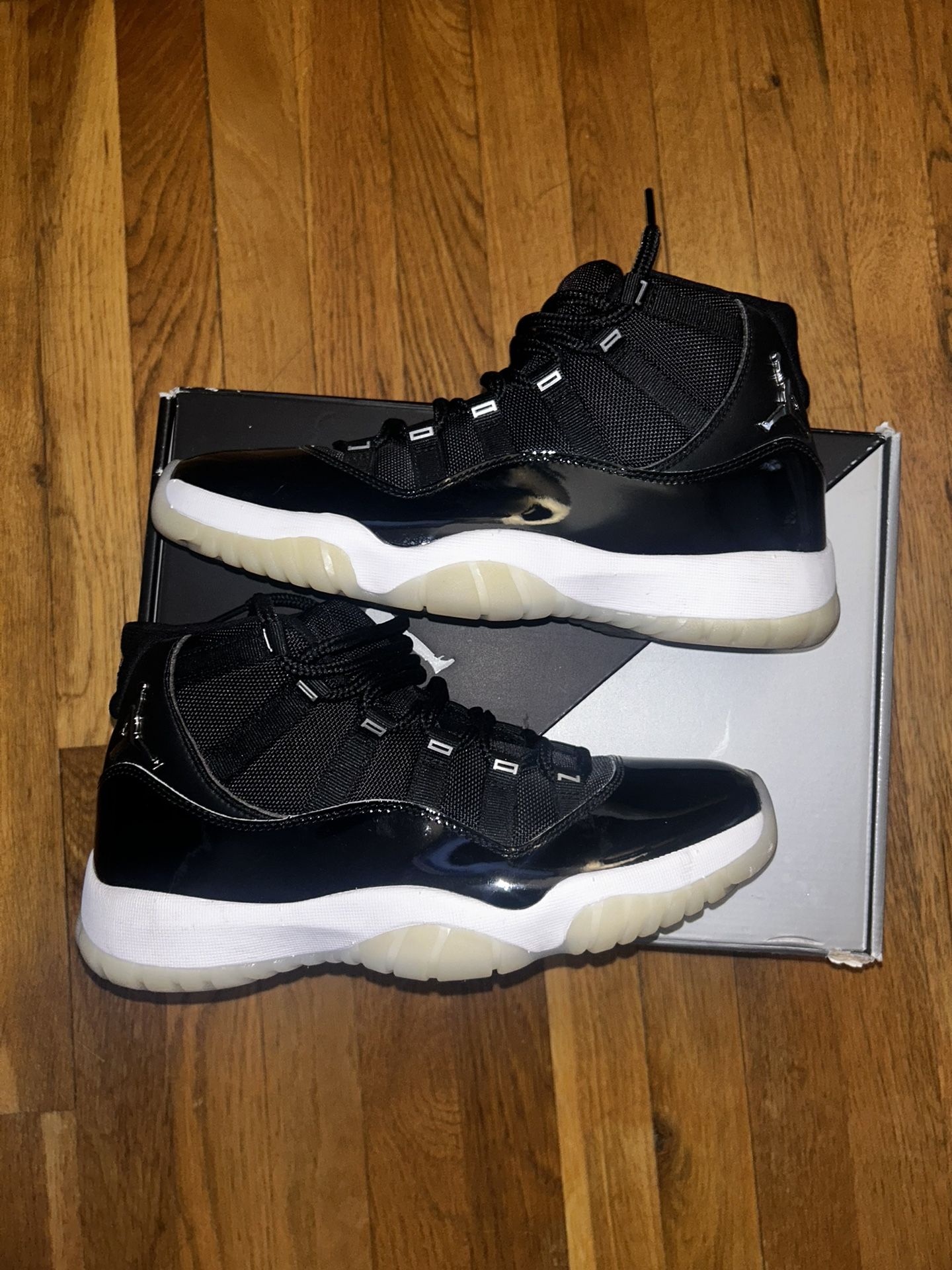 Jordan 11s