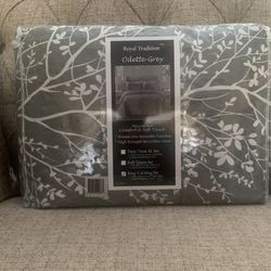 King/Calking Gray Quilt