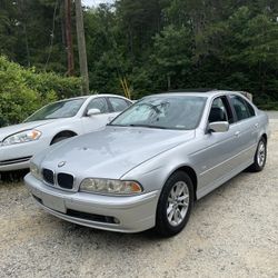 2003 BMW 525i