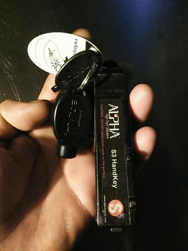 (spider-unlocker) Alpha s3 handkey and a invue af4400 unlocker