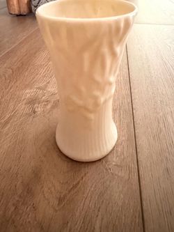 Vintage Belleek Typha Porcelain handcrafted in Ireland