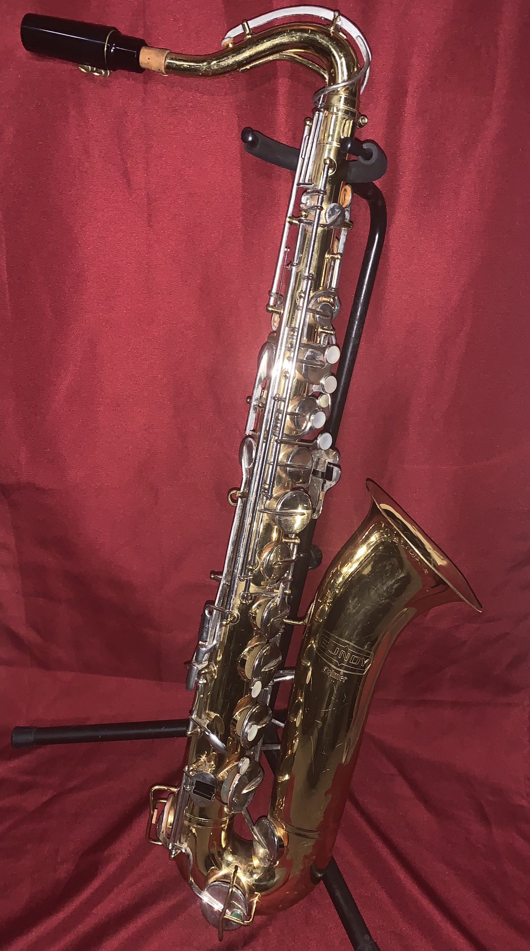 Vintage early 1970s Selmer Bundy Saxophone