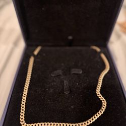 14k good Cuban link chain