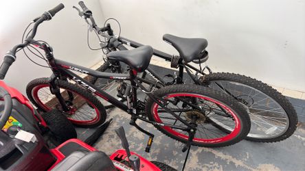 2 men’s Bikes