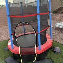 55 Inch Kids Trampoline 