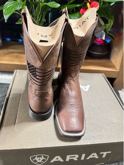 Ariat mens boost size 10